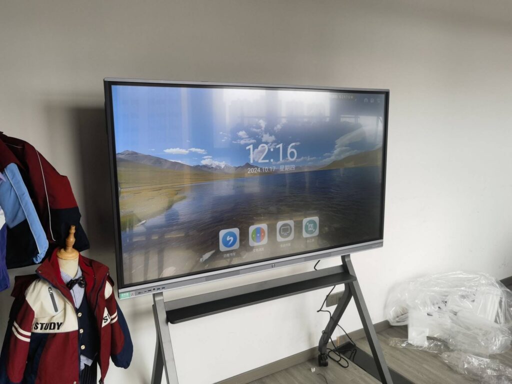 How to Choose a Smart Whiteboard with USB Connectivity: A Complete Buying Guide