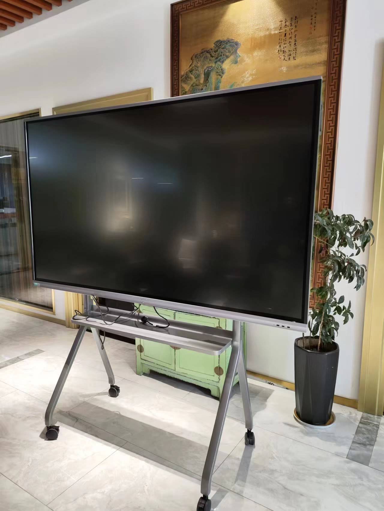 Wireless screen casting from laptop to interactive smart whiteboard